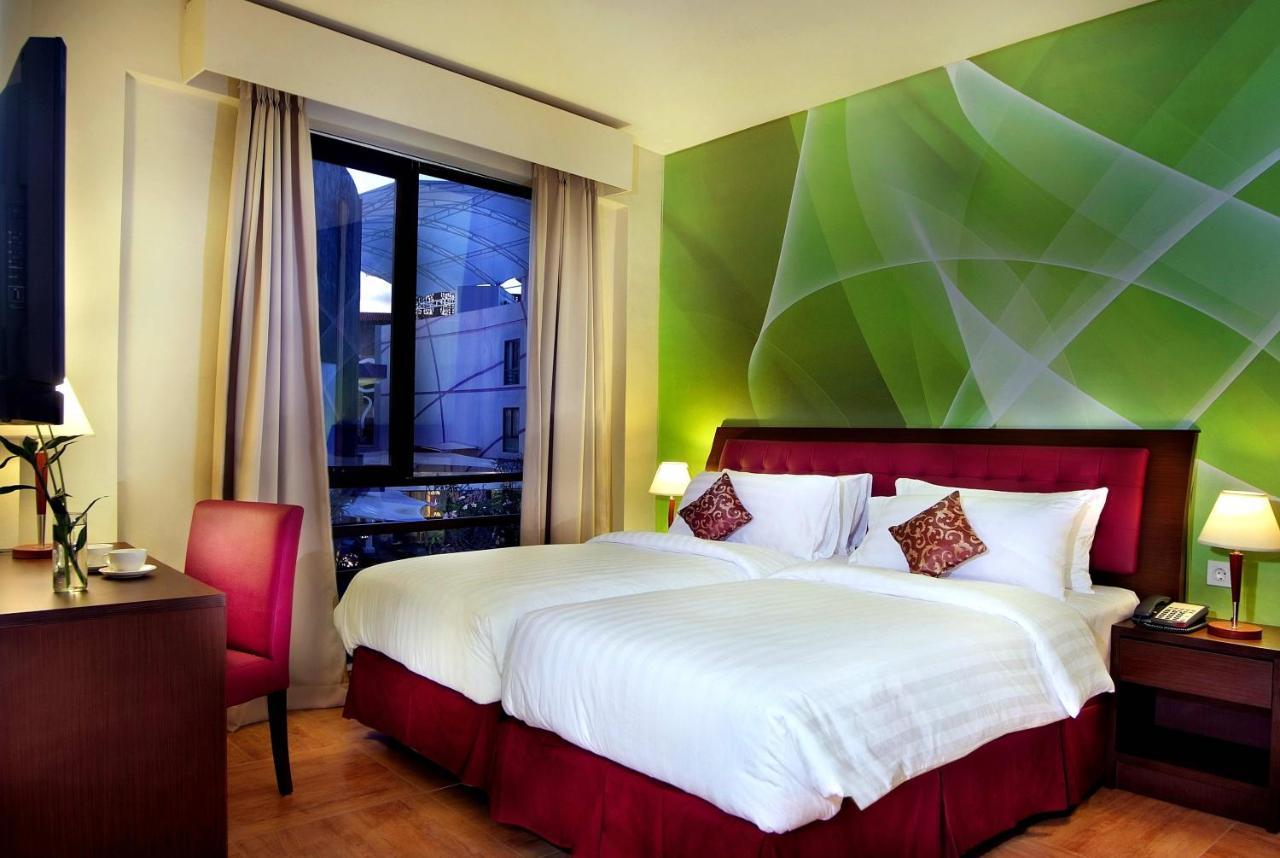 Kuta Central Park Hotel Dış mekan fotoğraf