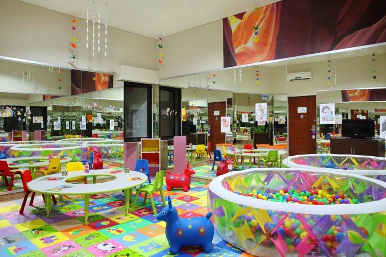 Kuta Central Park Hotel Dış mekan fotoğraf